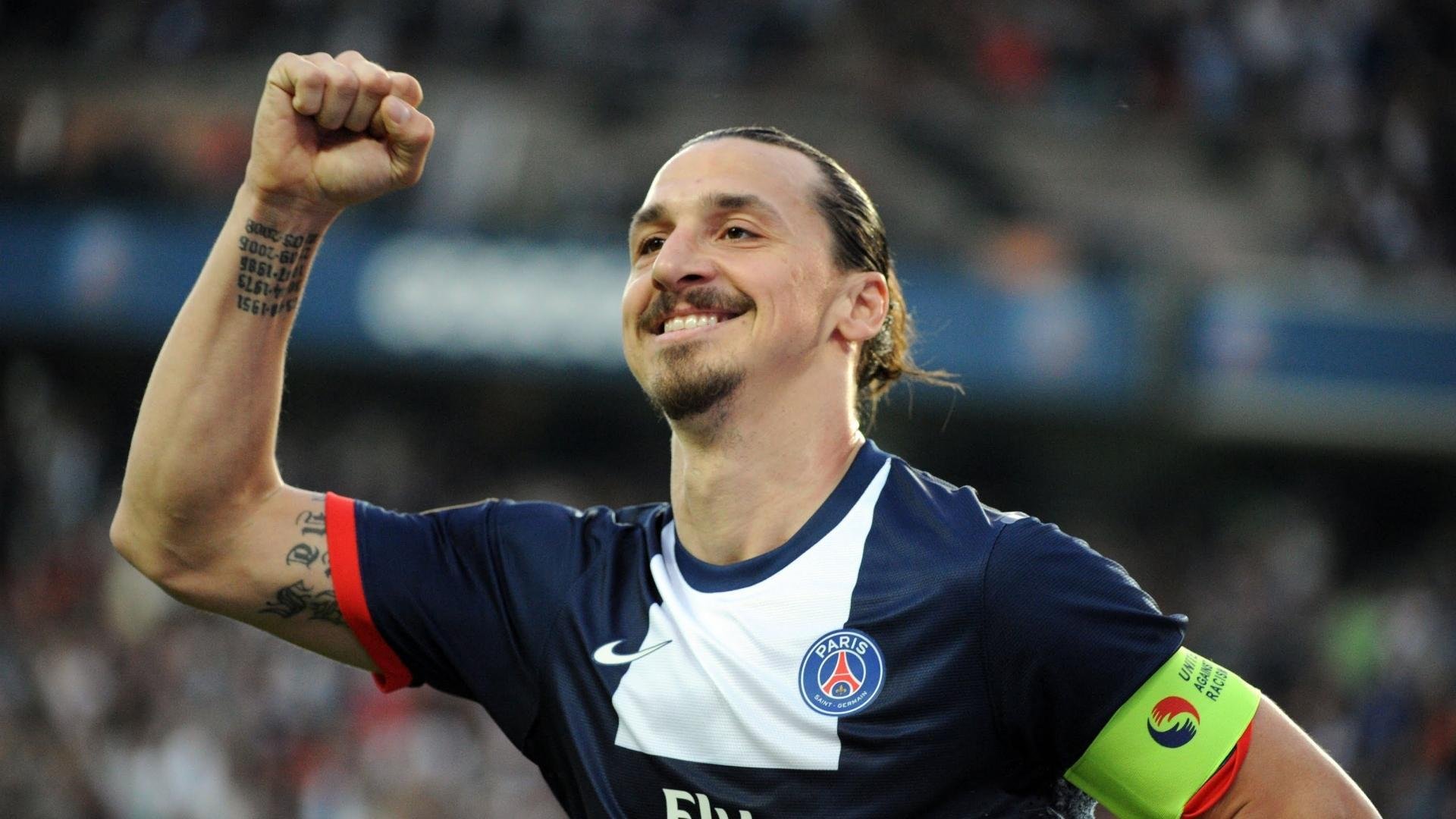 前国手现身解说席点评比赛为观众带来专业视角